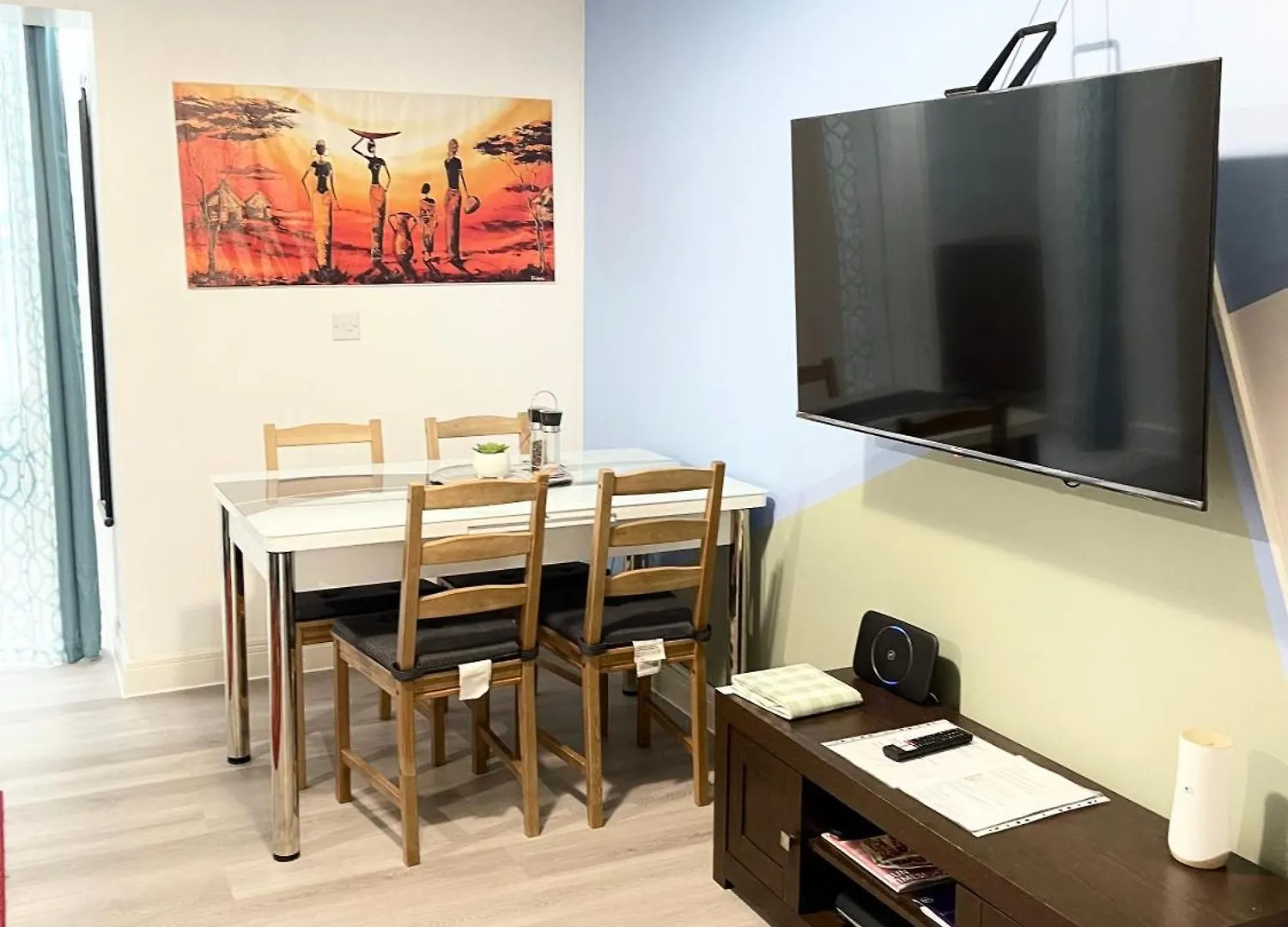 Crescent 2 Beds Apartment Goodmayes