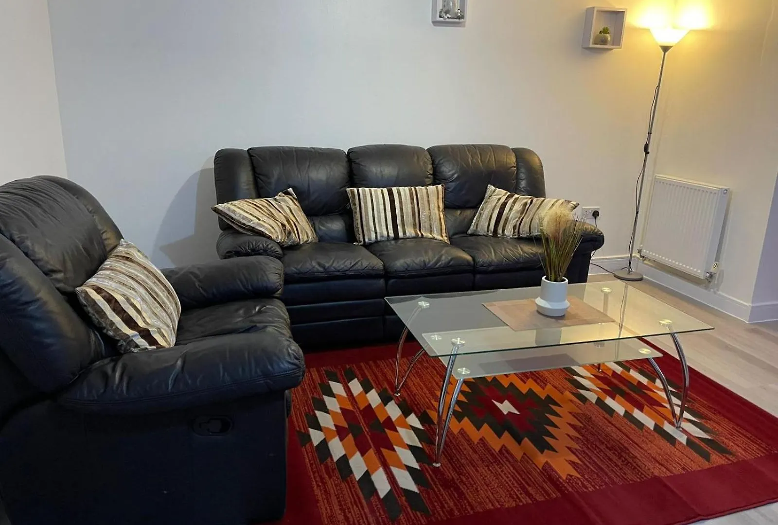 Crescent 2 Beds Apartment Goodmayes 0*,  United Kingdom